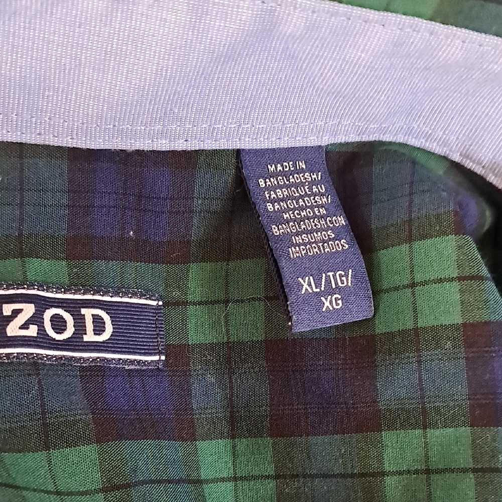 IZOD Men's Green and Blue Plaid Shirt